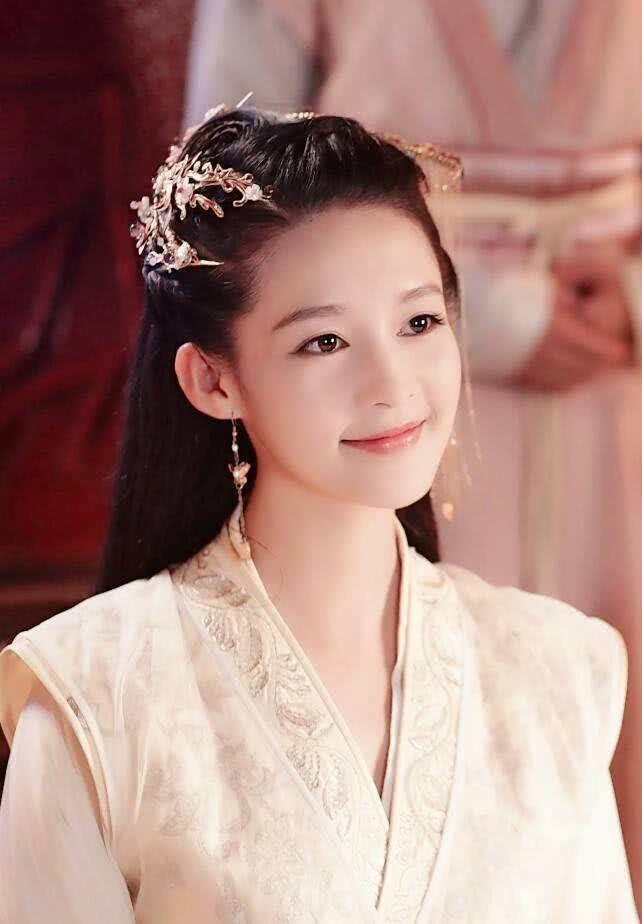 娱乐圈圈爆料李沁,娱乐圈新恋情引发热议  第2张